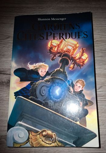 Livre gardiens des cités perdues