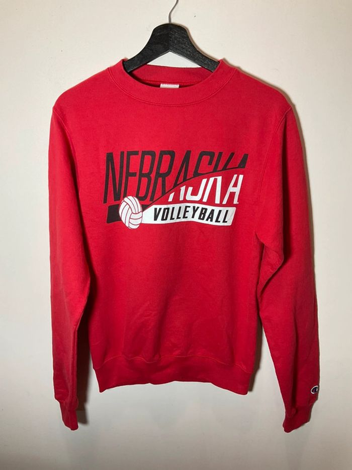 Sweat col rond rouge Champion Nebraska Volleyball taille XS 349