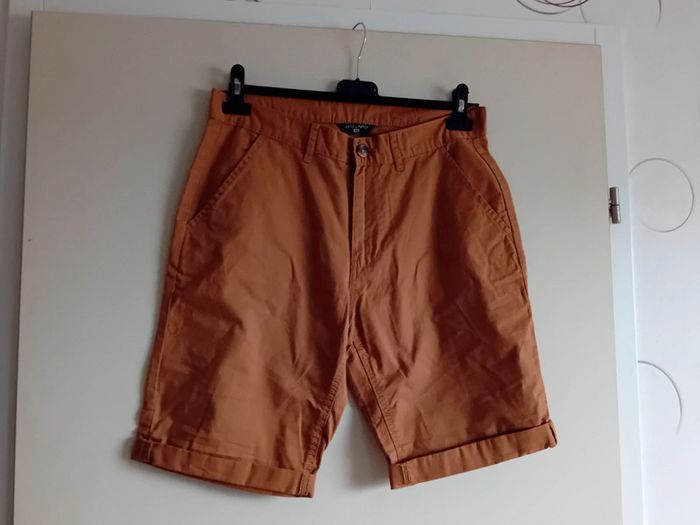 Short marron Taille 40