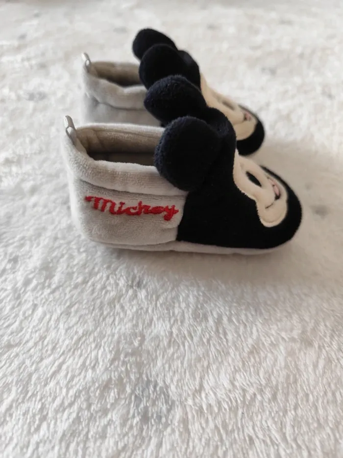 Chaussons bébé - photo numéro 2