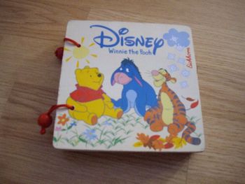 Livre en bois bébé