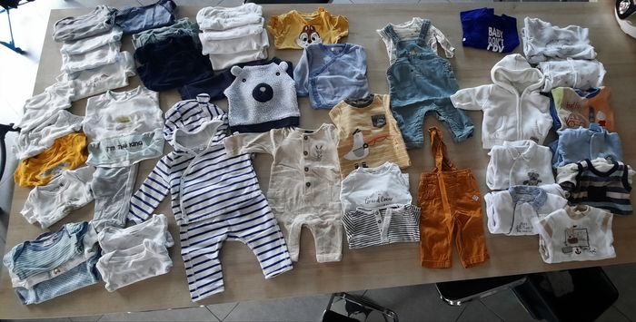 Lot vêtements taille 3 mois garçon