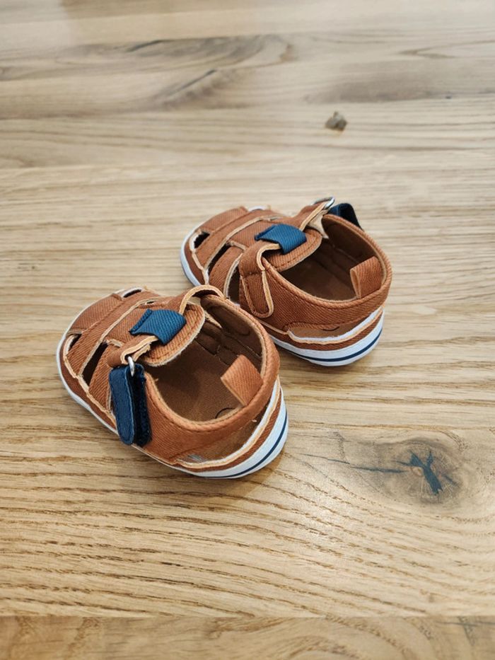 Chaussures bébé - photo numéro 2