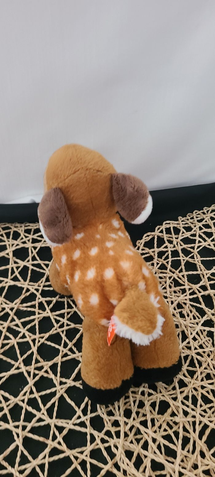 Peluche petit faon cerf Hug 'Ems de Wild Republic - photo numéro 3
