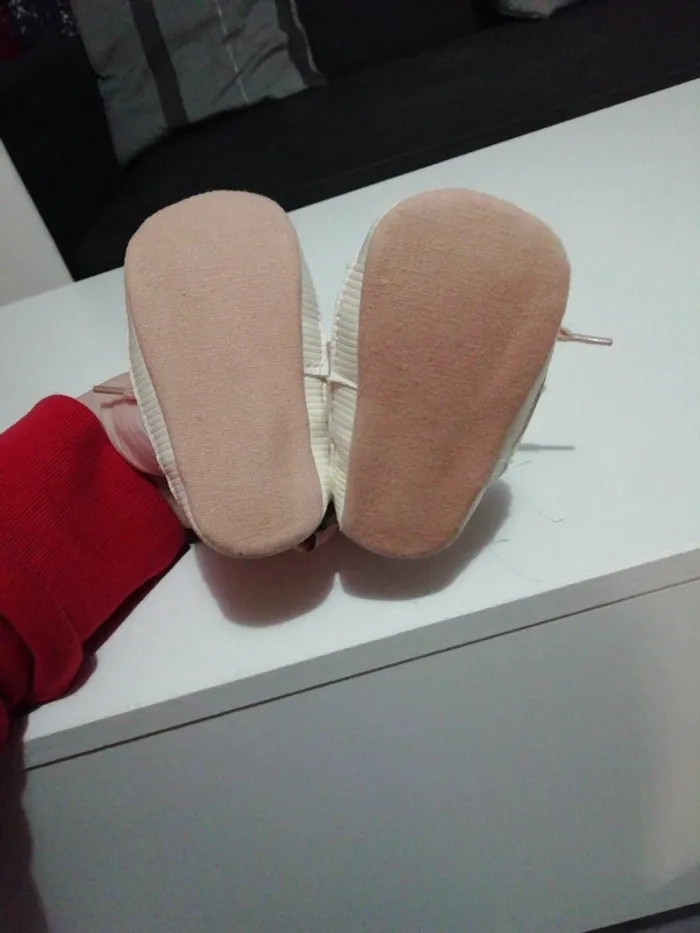 Chaussures bebe - photo numéro 3