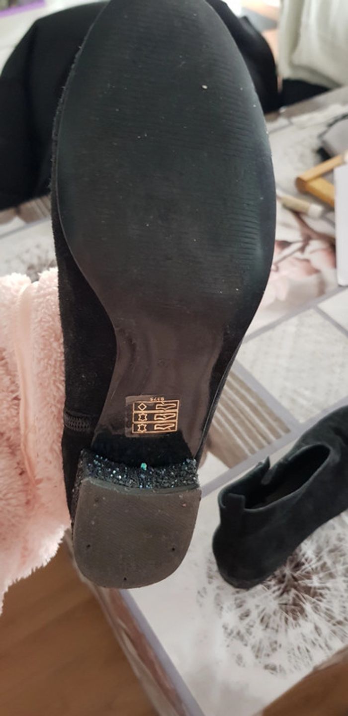 Bottines noires - photo numéro 2