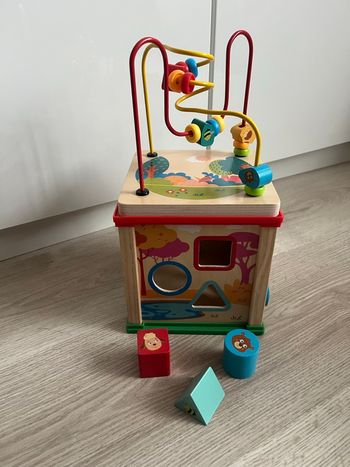 Cube activité éveil en bois 