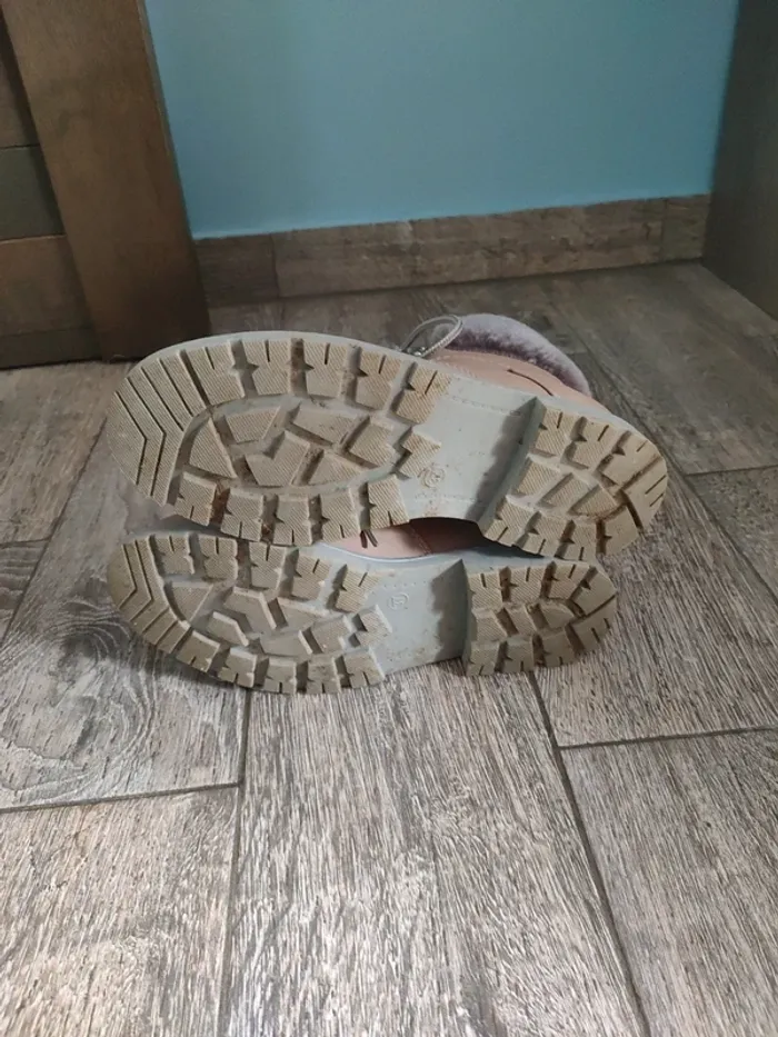 Chaussures avec fourrure - photo numéro 5