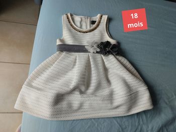 Robe habillée taille 18 mois