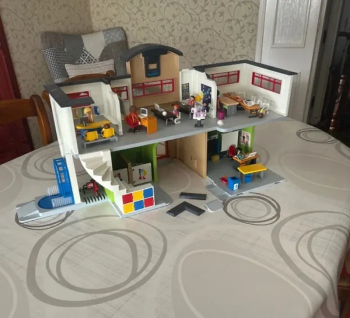 L’école + la classe Playmobil