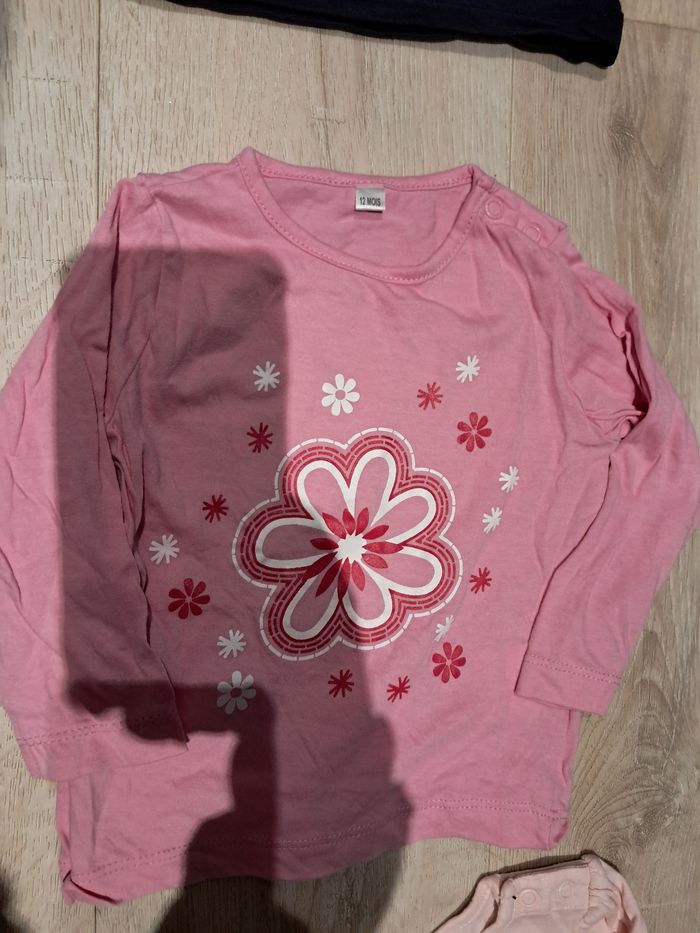 Lot de 10 t shirts à manches longues 12 mois neufs et tbe - photo numéro 7