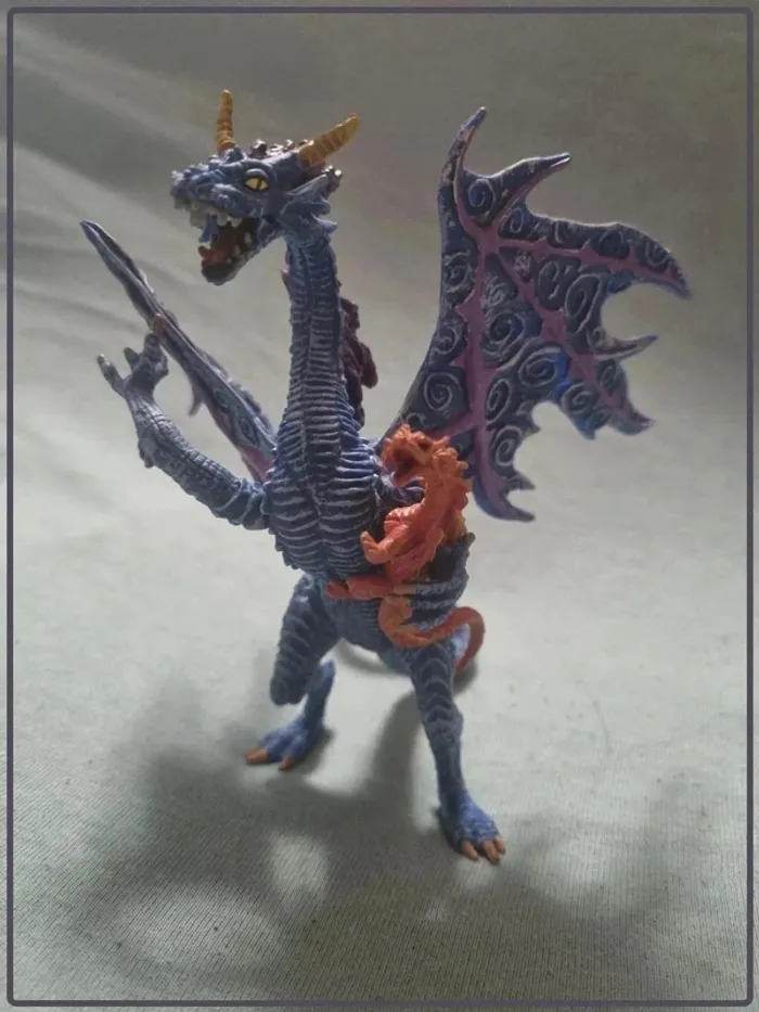 Dragon et son bébé plastoy - photo numéro 2