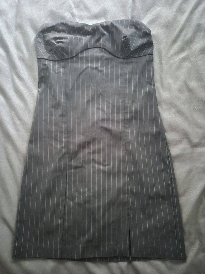 Robe noire et blanche jennyfer taille S neuve