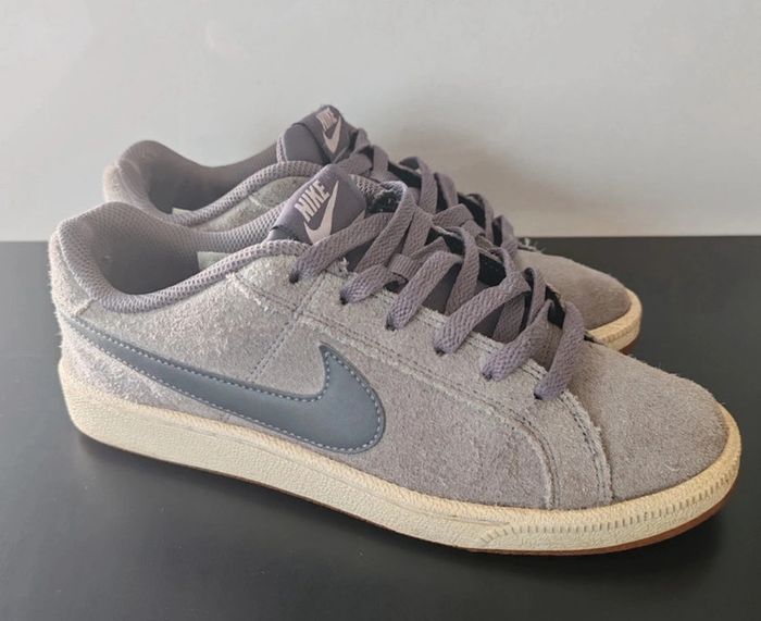 Nike Court Royale Suede – Gris clair, taille 37,5 - photo numéro 2
