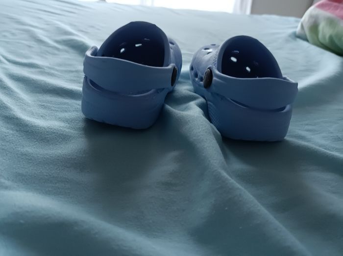 Sabots pointure 19 - photo numéro 2