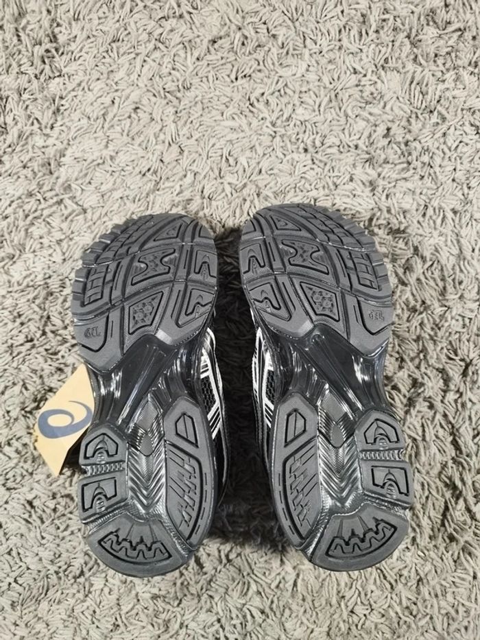 Asics Gel Kayano 14 Taille 43.5 - photo numéro 5