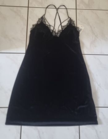 nuisette velours noire undiz lingerie dentelle taille 38 M neuve étiquette