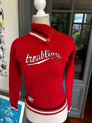 Pull col roulé ouvert