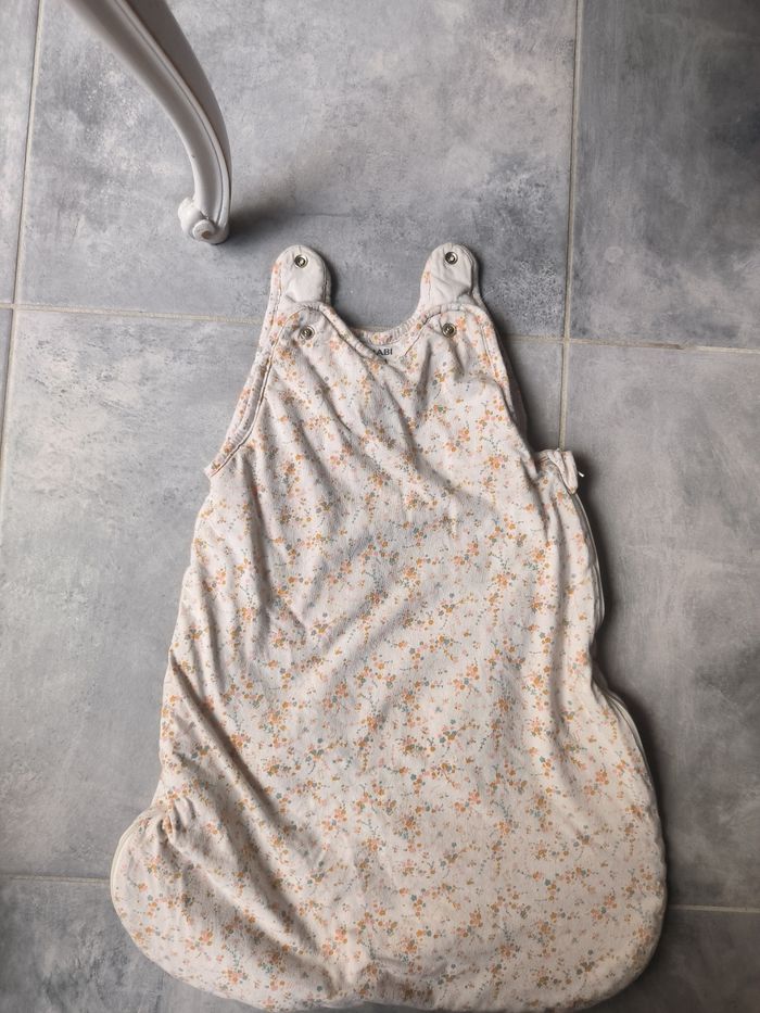 Gigoteuse bébé fille