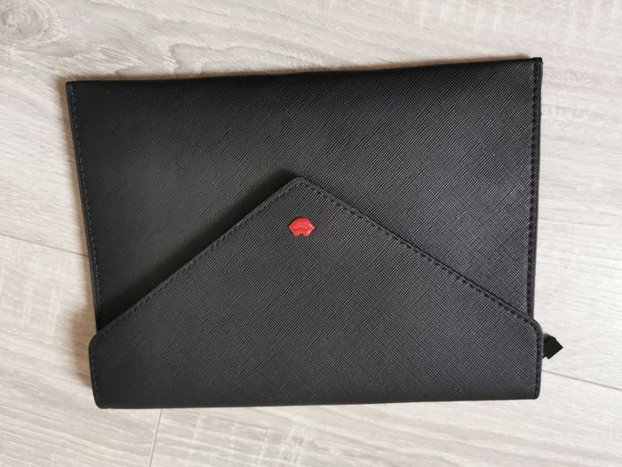 Pochette fine