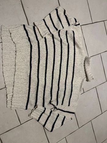 Très jolie pull rayé