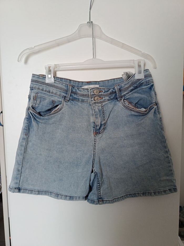 Short jean taille 44 promod