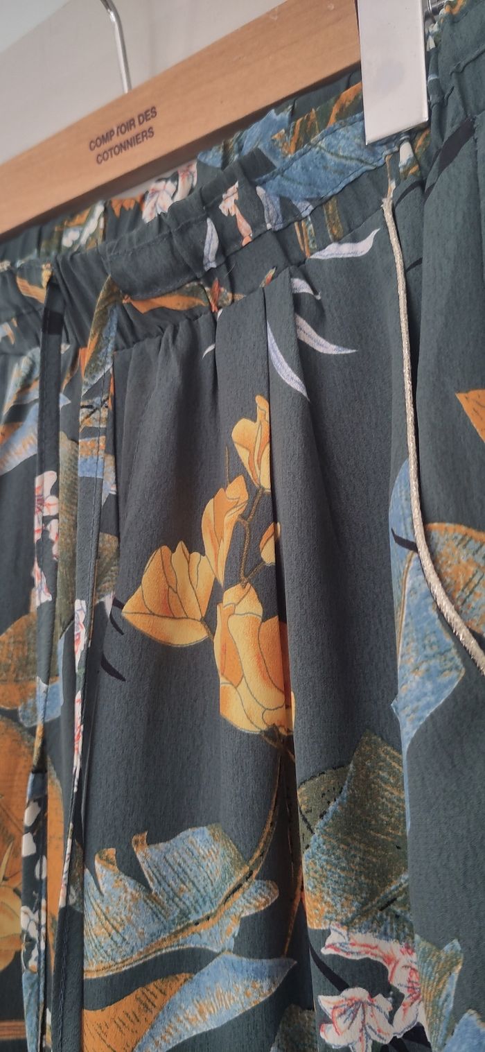 Pantalon fluide à fleurs - photo numéro 3