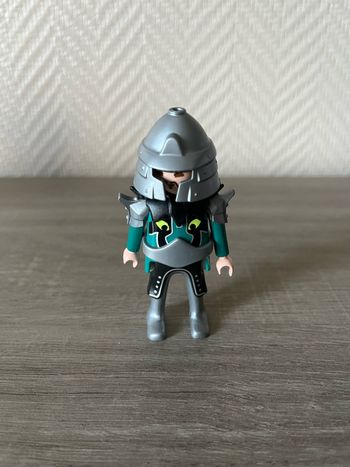 Playmobil chevalier