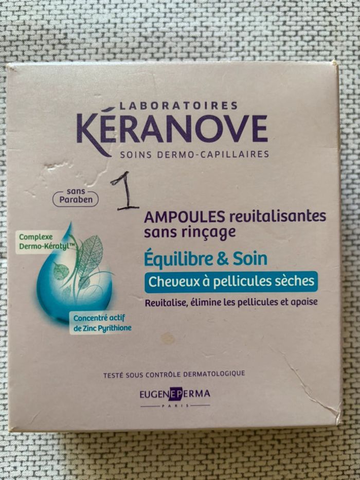 Soins cheveux secs à pellicules
