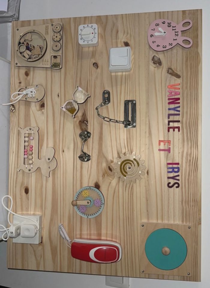 Busy board  / Planches d’activités Montessori - photo numéro 4