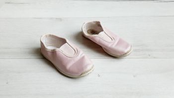 Chaussures chaussons de danse gymnastique rose brillant pointure 25