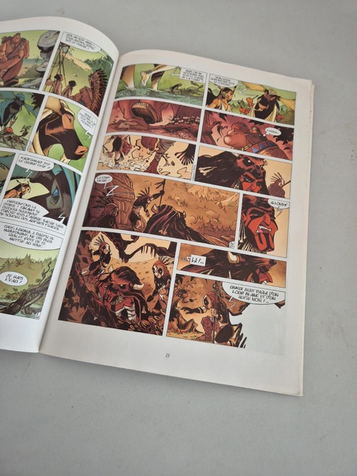 BD Luuna Tome 1 la nuit des totems - photo numéro 2