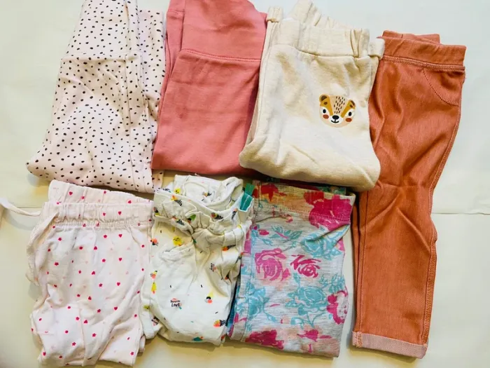 Lot 7 pantalons fille 9 mois