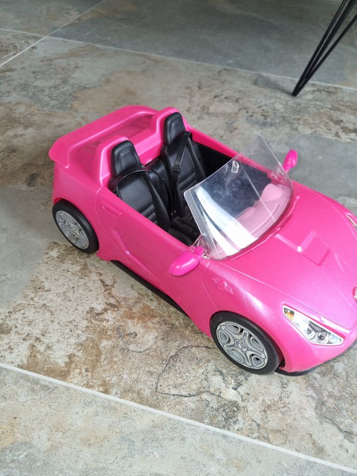 Voiture barbie - photo numéro 2