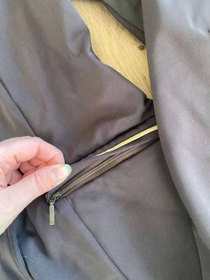 Veste  de  concours Equi-Thème –  Taille 36  –  Très  bon état  – Logo  brodé - photo numéro 5