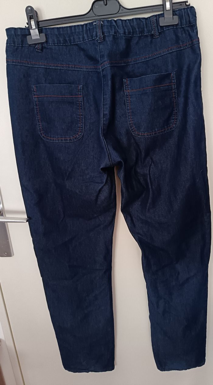 Jean femme bleu T 42 - photo numéro 3