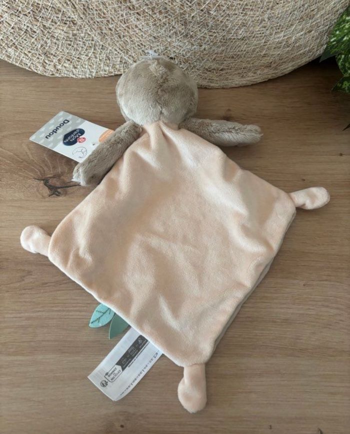 Neuf doudou plat paresseux beige gris mots d enfants - photo numéro 3