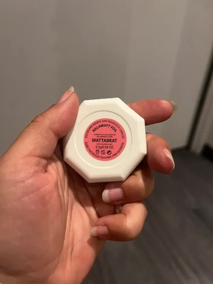 Fard à paupière  Highlighter Fenty beauty Killawatt foil wattabrat Neuf - photo numéro 3