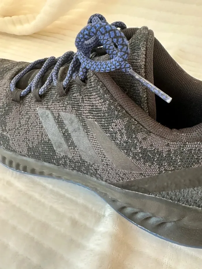 James Harden chaussures de basket taille 40 2/3 - photo numéro 4