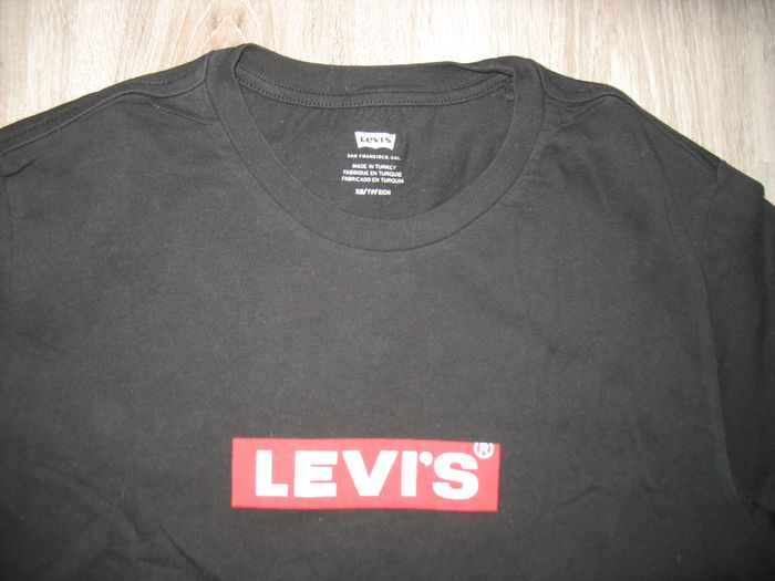 TEE SHIRT MC NOIR "LEVI'S" - TAILLE XS - n°04 - photo numéro 2
