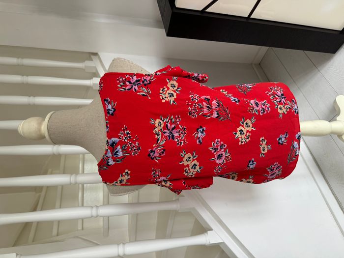 Blouse Primark rouge et fleurs multicolores - photo numéro 4