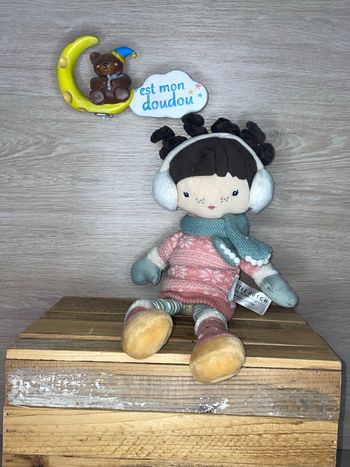 DIV484 doudou poupée 👧🏻 Little Dutch 