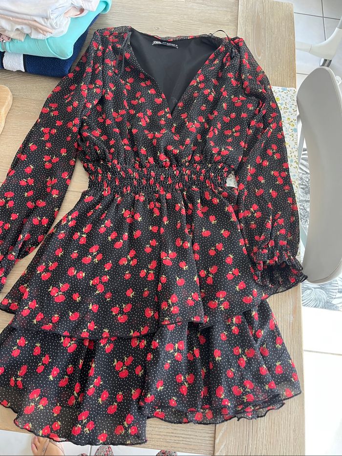 Robe Zara  xs - photo numéro 2