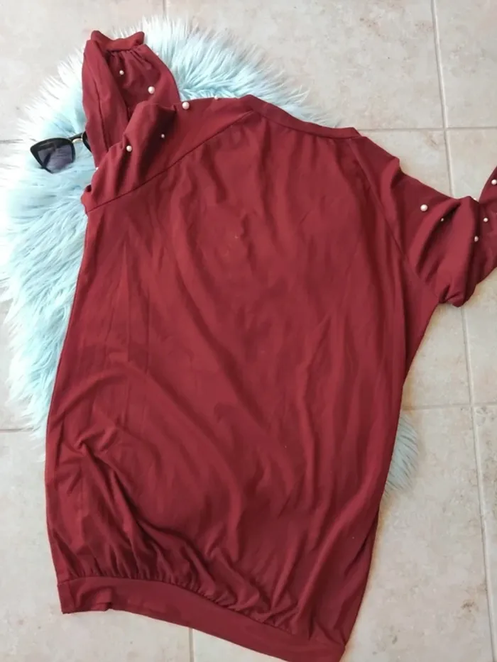 🕶 robe courte ou tunique rouge - photo numéro 3