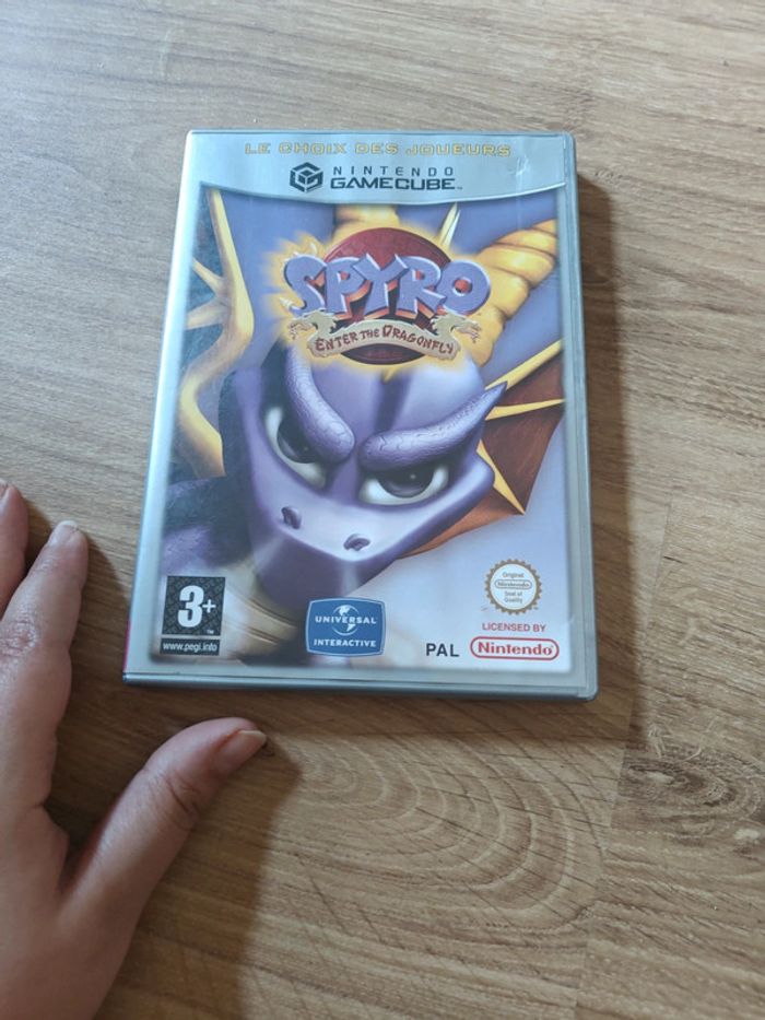 Spyro Enter the Dragonfly Gamecube
