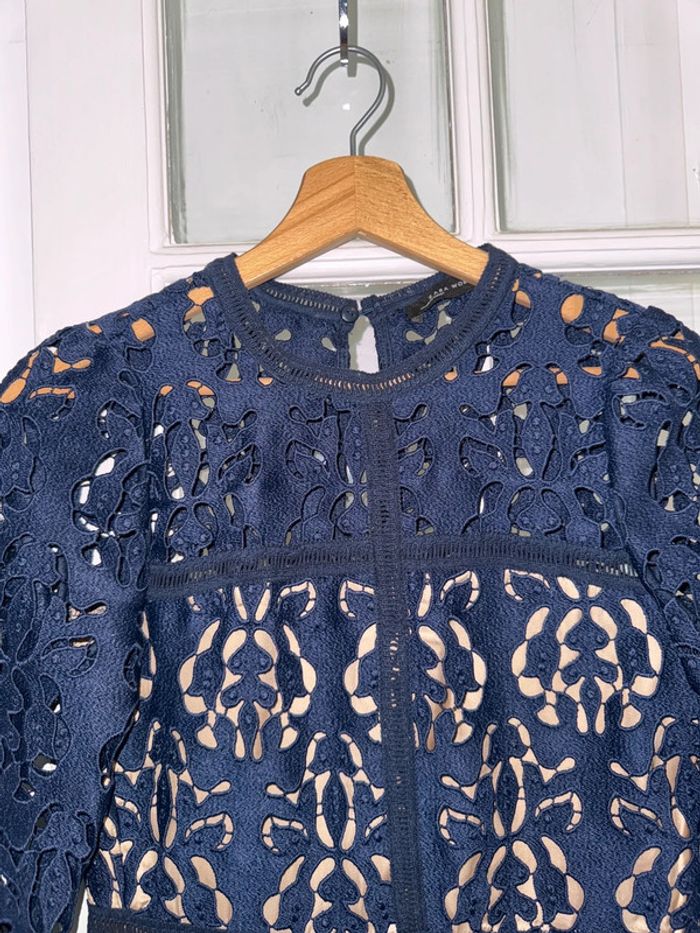 Très belle robe dentelle Zara Taille S - photo numéro 3