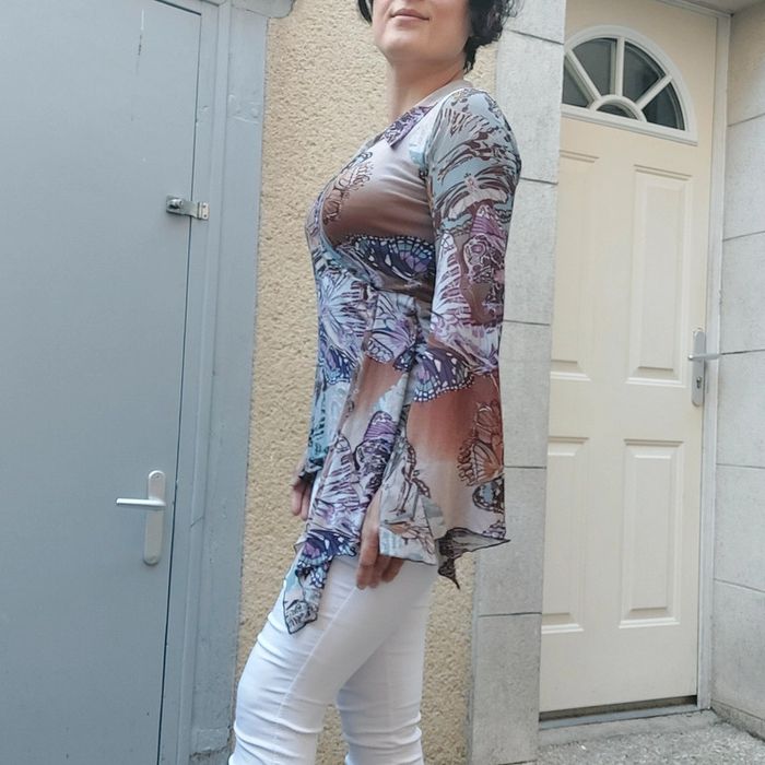 Superbe haut pour taille 38 ou 40 - photo numéro 2