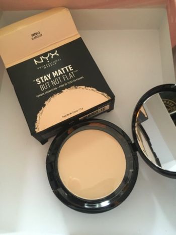 Fond de teint poudre NYX Alabaster neuf