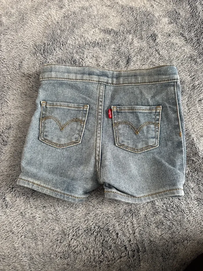 Short levi’s - photo numéro 2