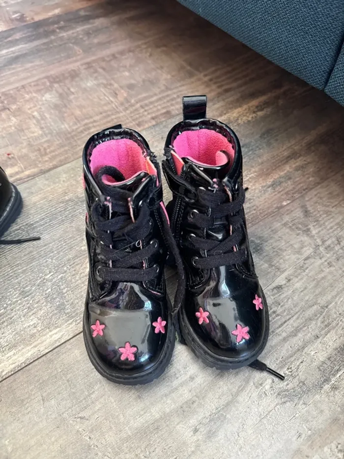 Lot de bottines vernis taille 22 - photo numéro 5